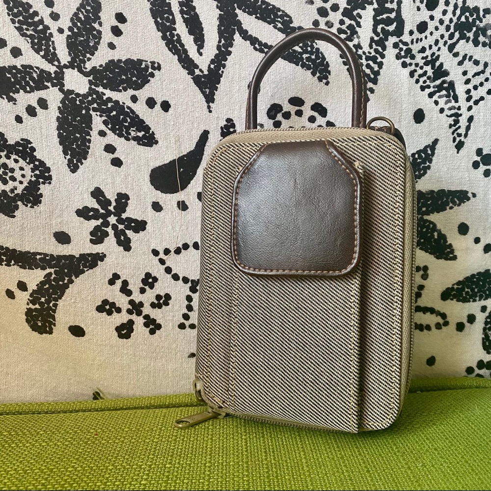 neutral thin stripe crossbody wallet